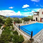 Casa Bianca Blue 가이오스