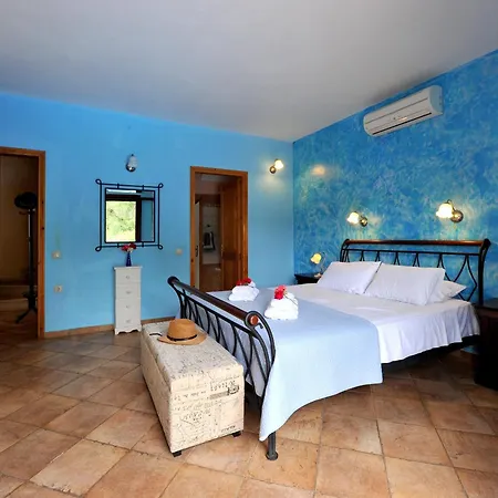 Casa Bianca Blue 가이오스